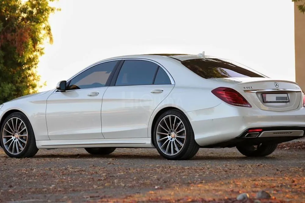 Mercedes (S500) Model: 2014 Colour: white in espresso for sale on HiQuota