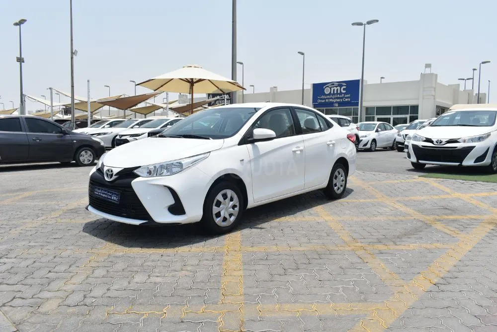 toyota yaris 2021 4 Clyinder GULF SPECS CAR