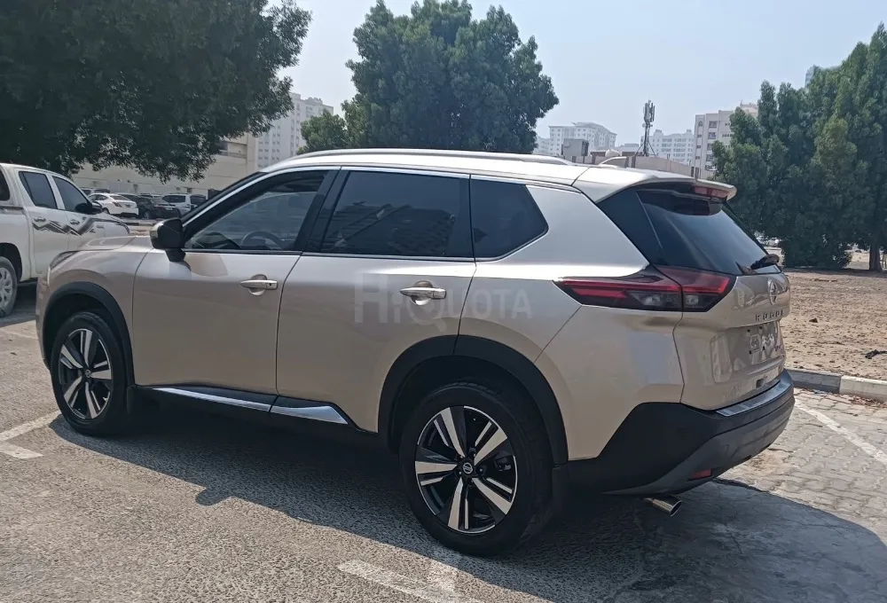 نيسان روج فئة  2021 for sale on HiQuota