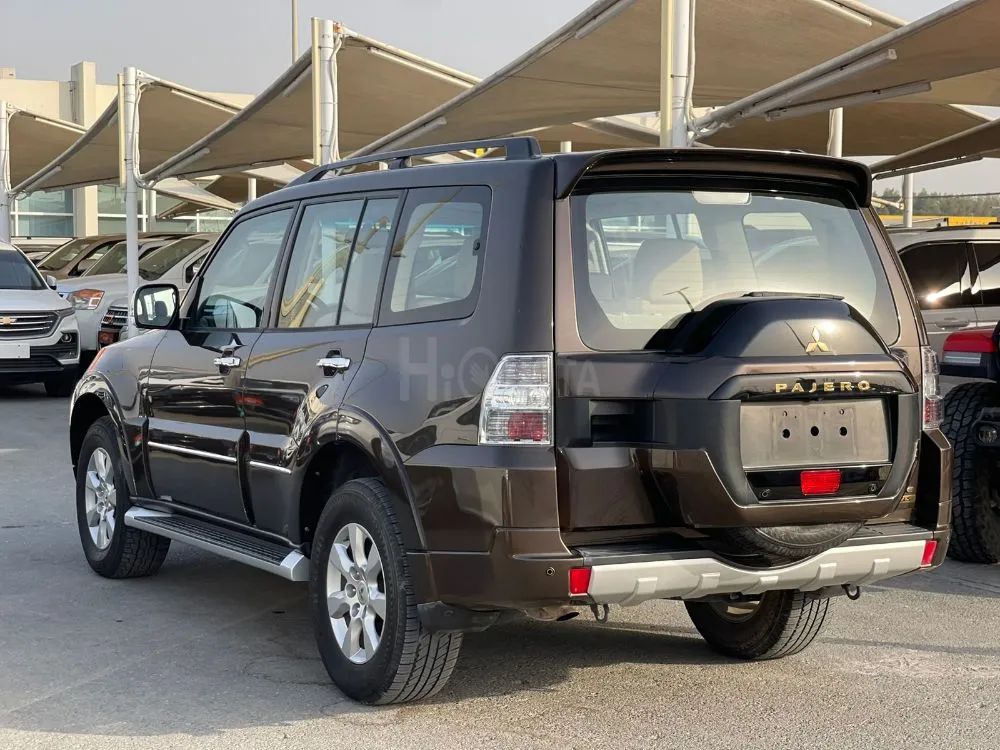 MITSUBISHI PAJERO GLS 2020 , 3.0L, ORIGINAL PAINT, GCC for sale on HiQuota