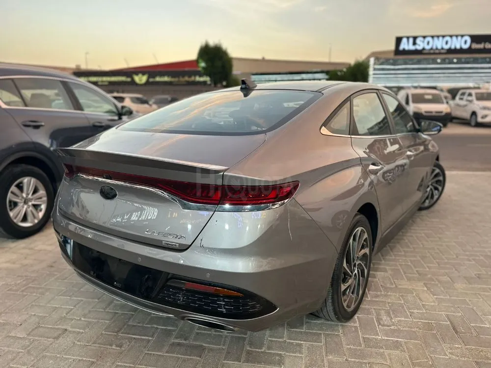 Hyundai Lafesta 2018 Chinese Specs for sale on HiQuota