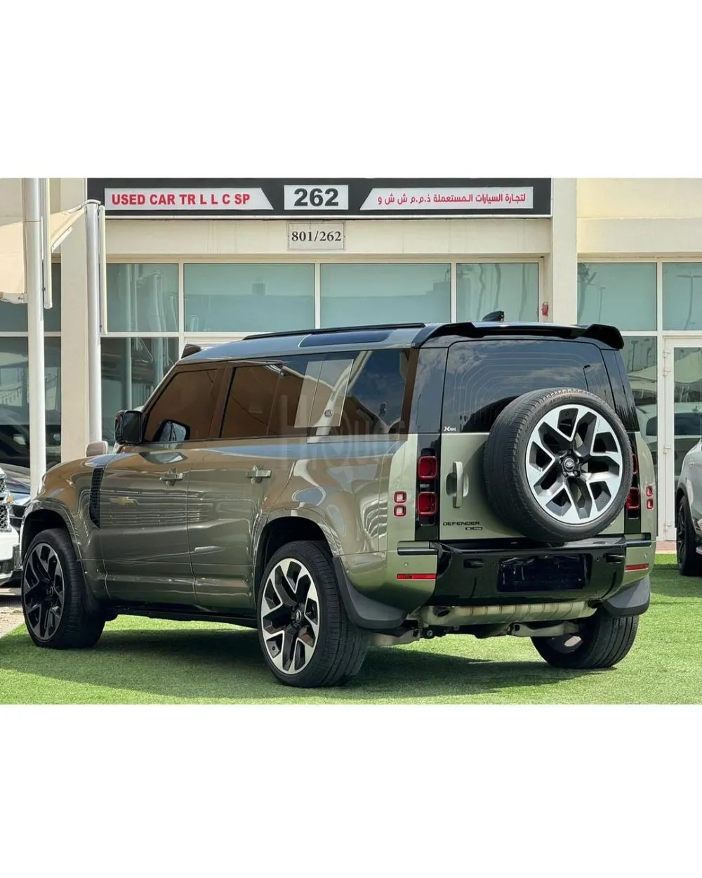 LAND ROVER DEFENDER SE P400 GCC 2020 V6 FULL OPTION