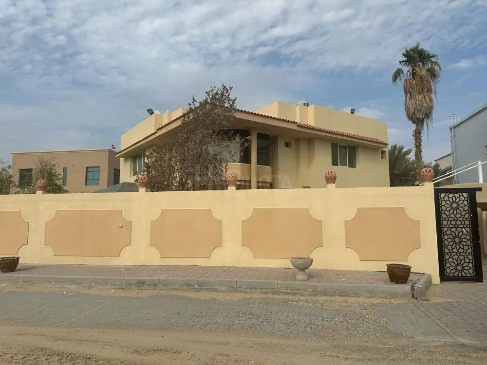 فيلا للإيجار الشارقه الرماقيه  للجميع الجنسيات