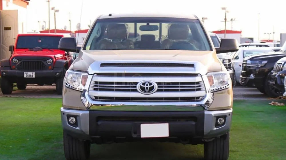 Toyota Tundra Model: 2017 Colour: beige for sale on HiQuota