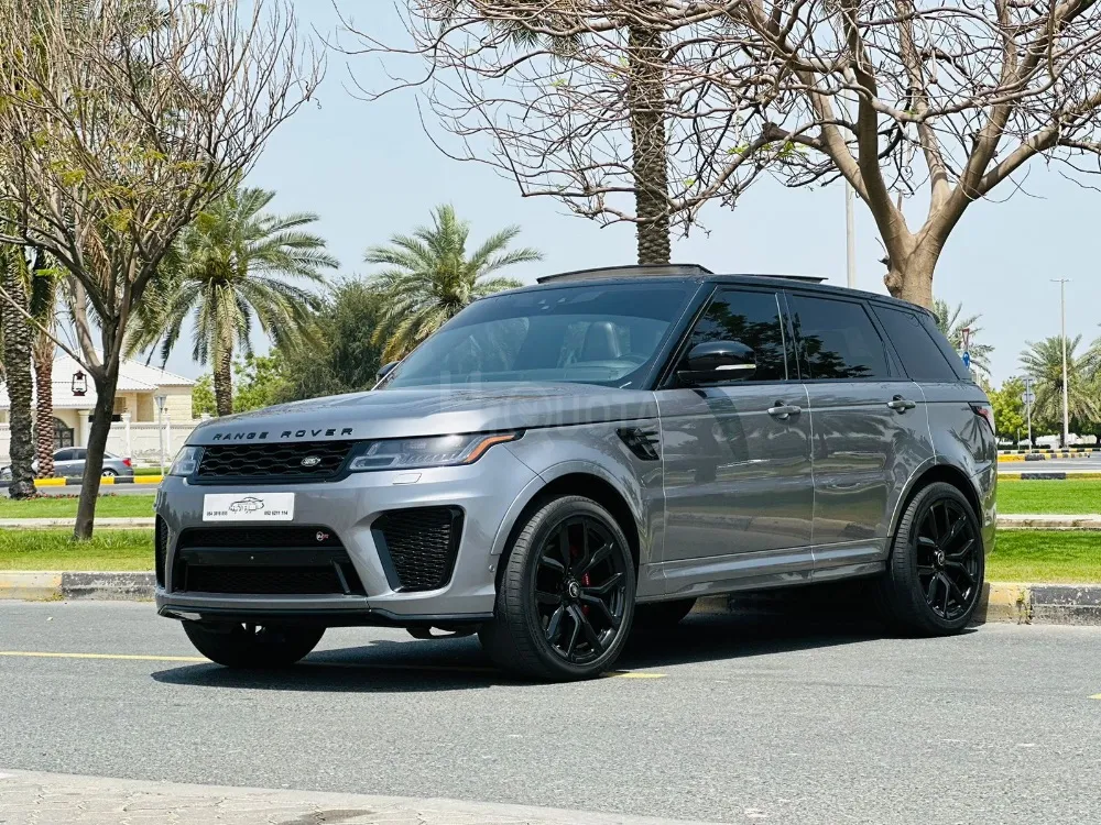 RANGE ROVER SPORT V8  SVR ORGINAL  MODEL 2020