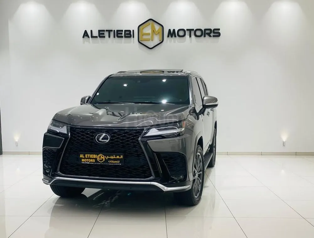 LEXUS LX 600 F SPORT GRAY COLOR MODEL 2023 28,000 KM US Specs for sale on HiQuota