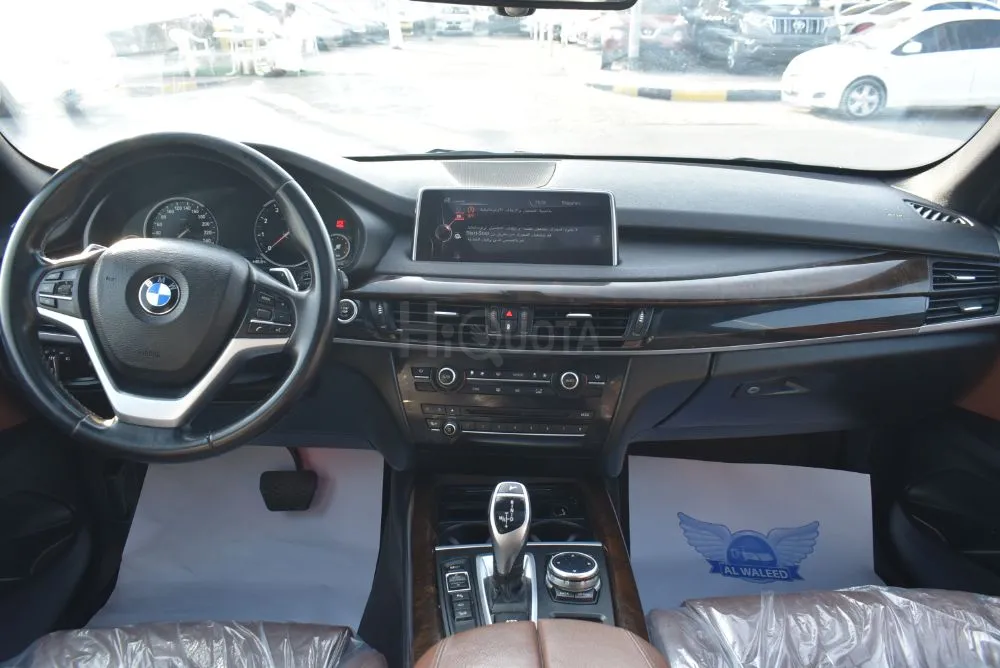 BMW X5 X35I 6 Clyinder GULF SPECS CAR