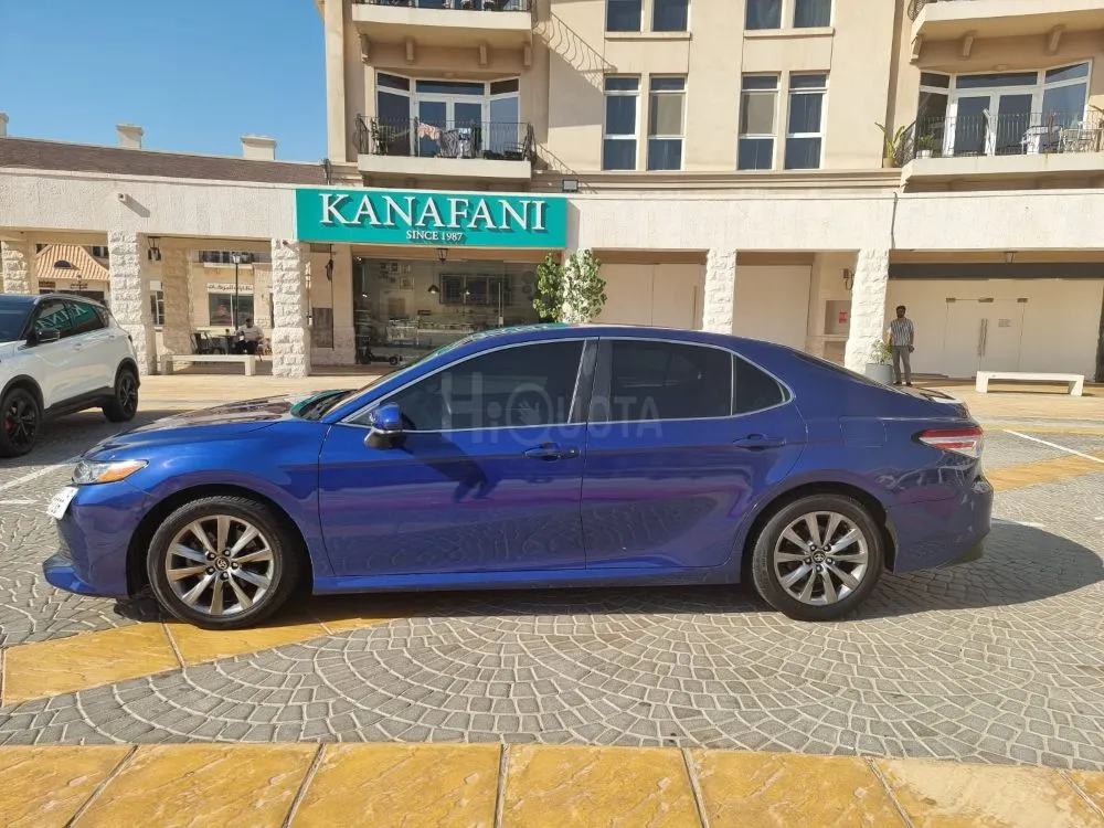 Toyota camry LE imported car first owner 2018 model for sale on HiQuota