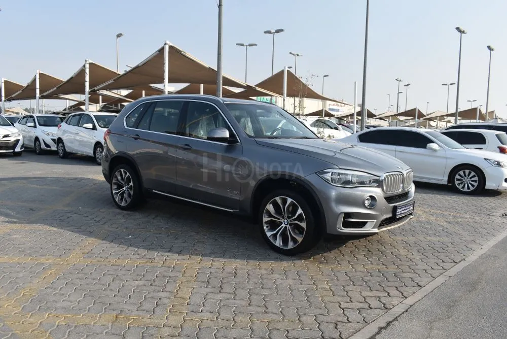 BMW X5 X35I 6 Clyinder GULF SPECS CAR
