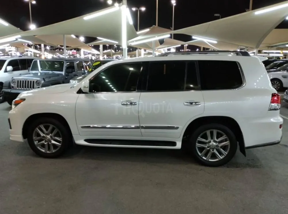 Lexus station wagon 2013 for sale on HiQuota