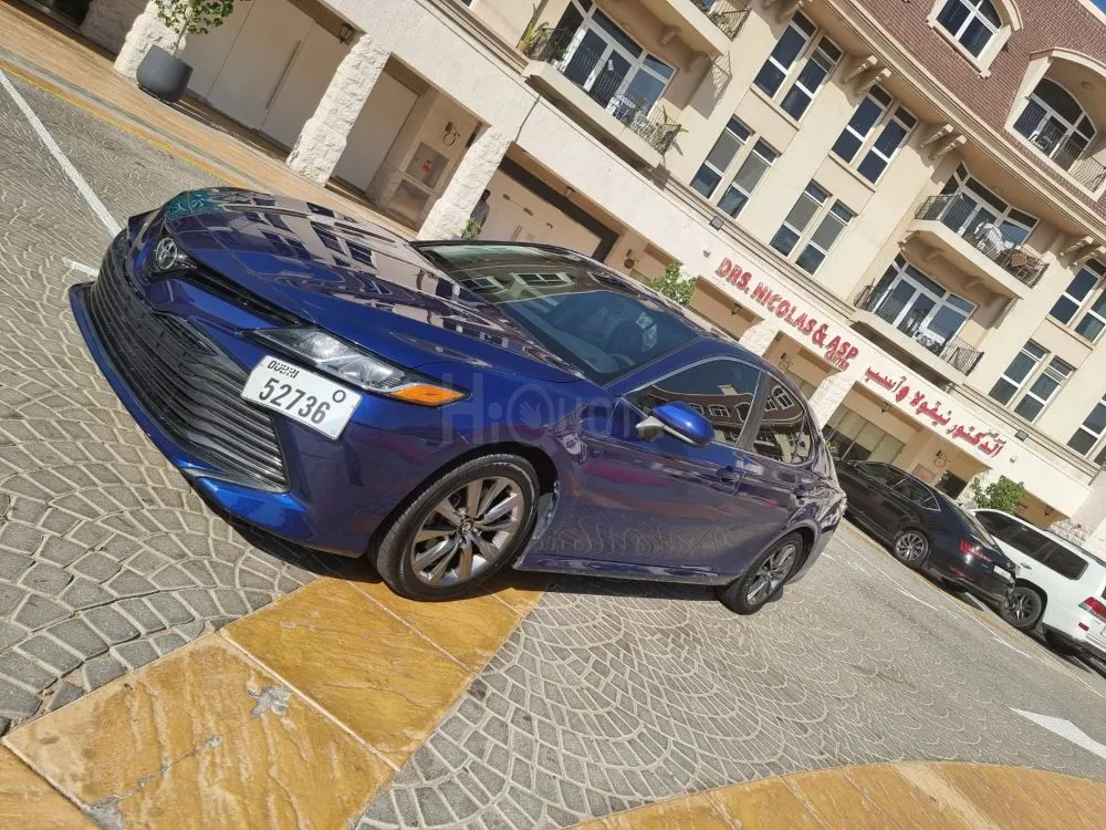 Toyota camry LE imported car first owner 2018 model for sale on HiQuota
