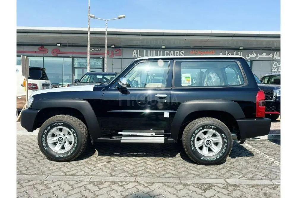 Nissan Safari Capsule GL manual gear 2023 (zero) for sale on HiQuota