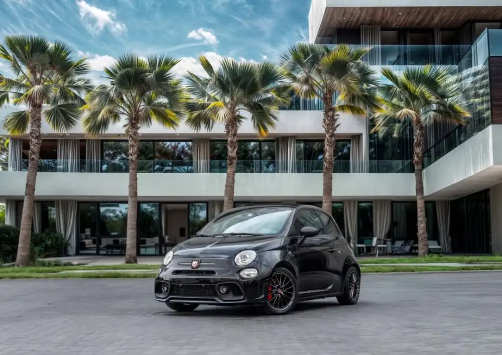 Abarth 695 | 2023 GCC_SPECS for sale on HiQuota