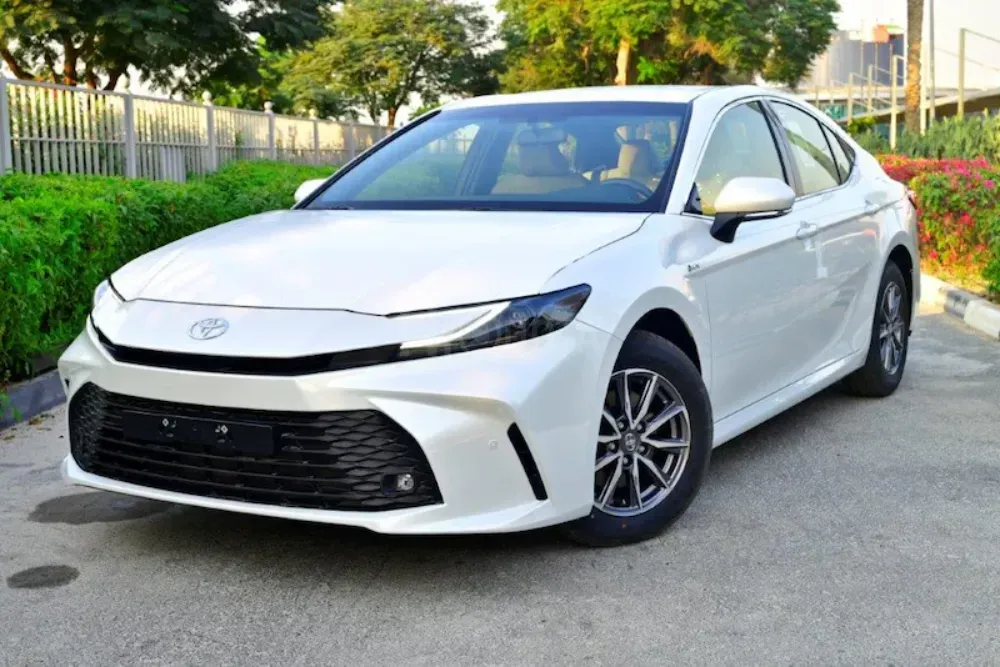 TOYOTA CAMRY  2025  E HYBRID 2.5L PETROL 5 SEAT AT for sale on HiQuota