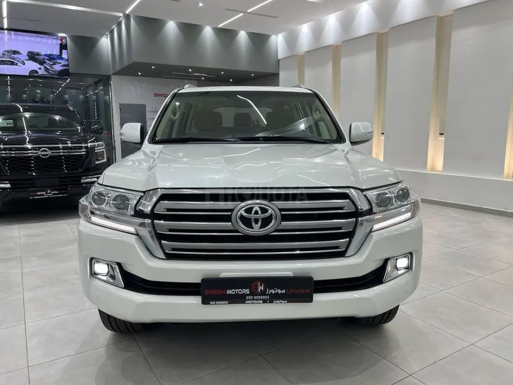Toyota Land Cruiser GXR V8 4.6L,2020 Model, Gcc specifications, Very Good Condition for sale on HiQuota