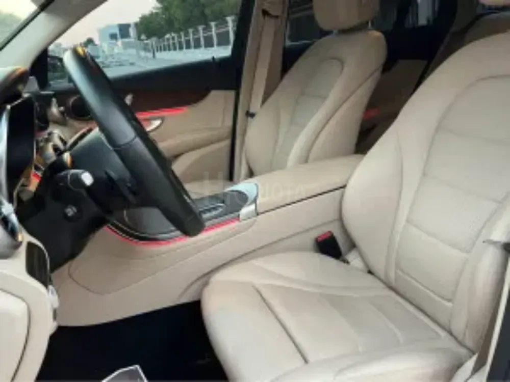 2022 Mercedes-Benz GLC