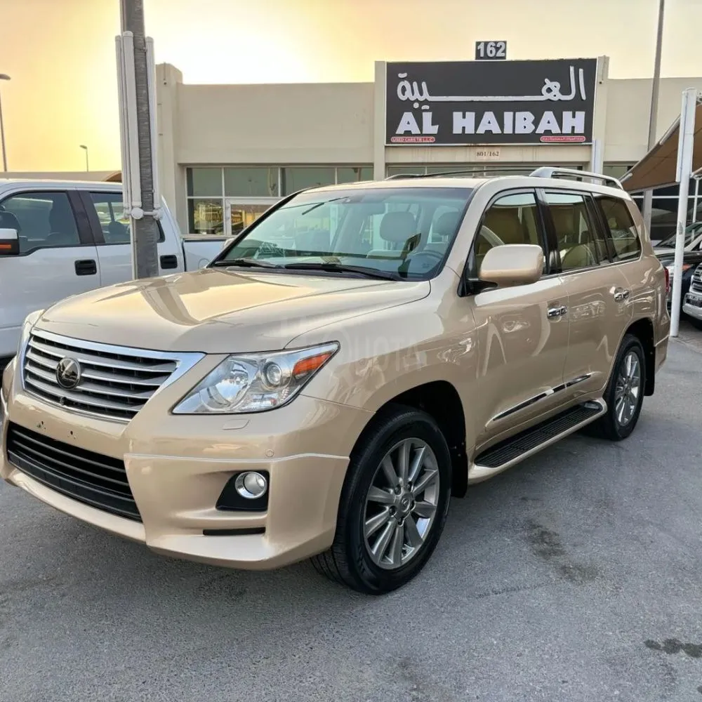 Lacquez station wagon 2011 Gulf, agency paint لاكزيز استيشن 2011 خليجي صبغ الوكاله for sale on HiQuota