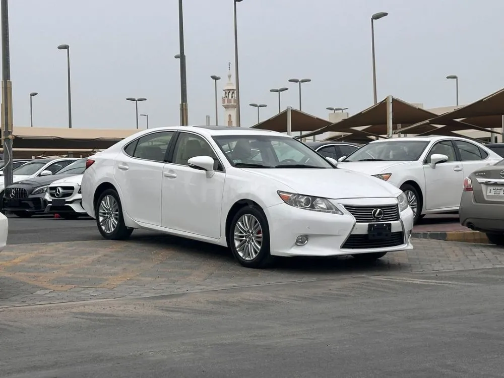 Lexus ES350 2013 USA Specs for sale on HiQuota
