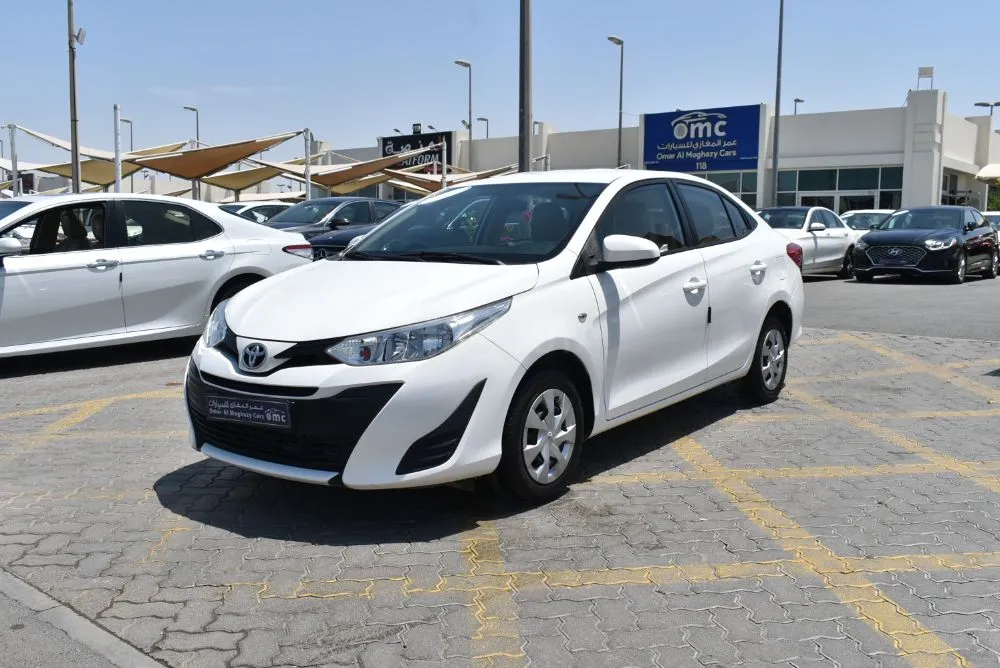 toyota yaris 2020 4 Clyinder GULF SPECS CAR