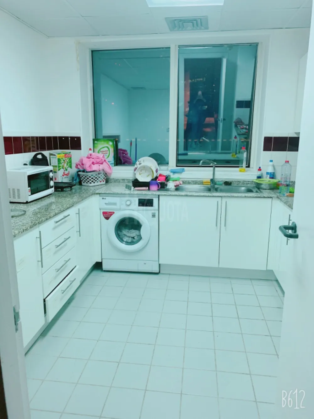 Room for 2 girls beside financial center metro station