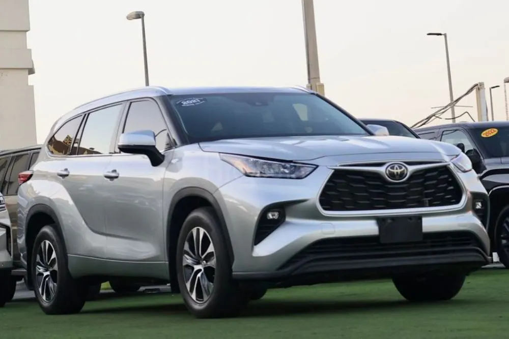 TOYOTA HIGHLANDER 2021 XLE AWD V6 for sale on HiQuota