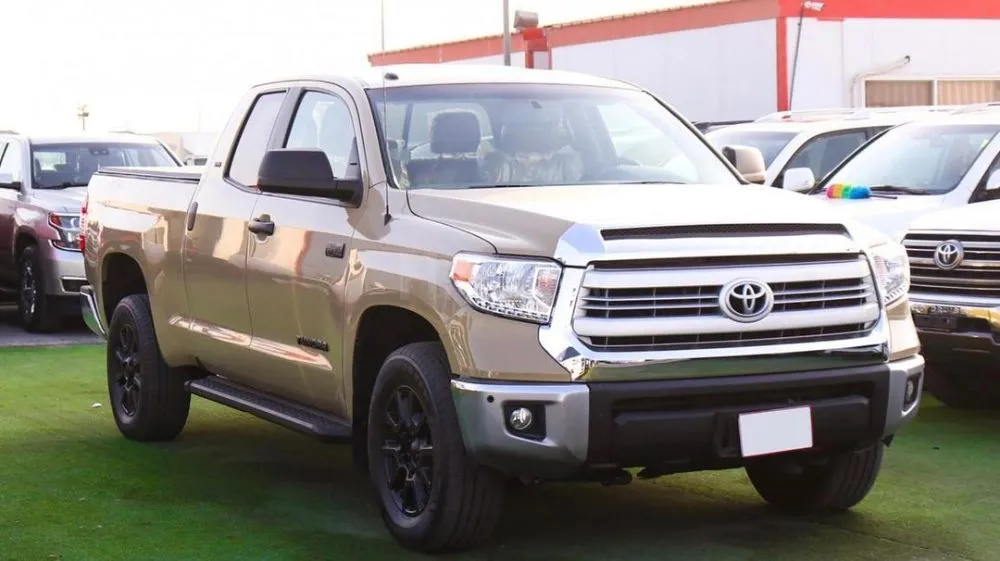 Toyota Tundra Model: 2017 Colour: beige for sale on HiQuota