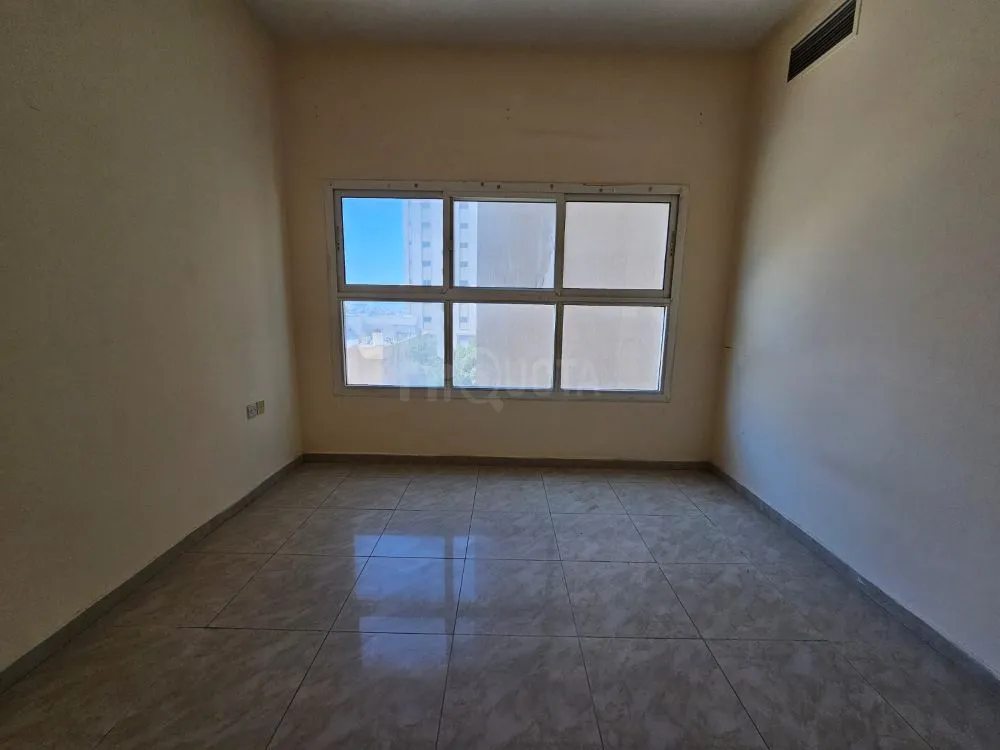 بلكونة مساحة -على مخرج دبى - مساحة واسعة -تشطيب سوبر لوكس -غرفة وصالة للايجار السنوى بالمجاز3