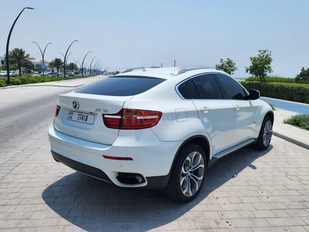 BMW X6 xDrive50i v8 2014 GCC Specs Full Loaded, for sale on HiQuota
