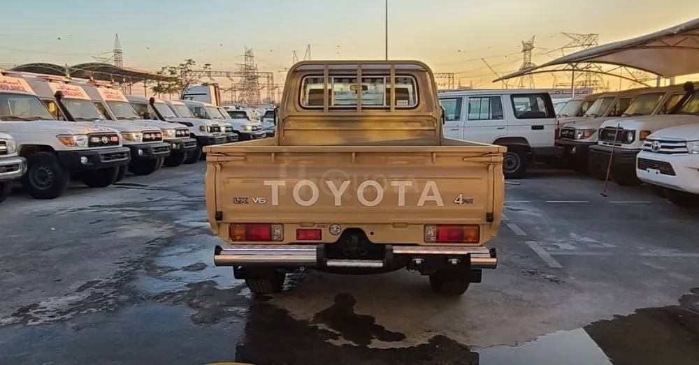 TOYOTA LAND CRUISER PICK UP LC 79 SINGLE CABIN 2024 MODEL YEAR 4.0 PETROL for sale on HiQuota