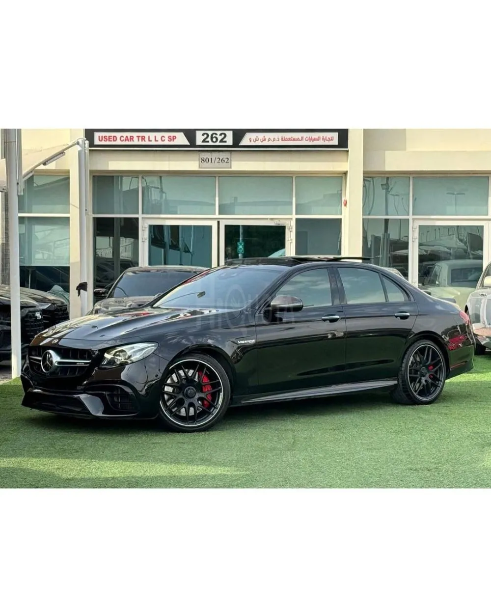 MERCEDES BENZ AMG E63s 2018 Full option carbon fiber Original paint zero accidents