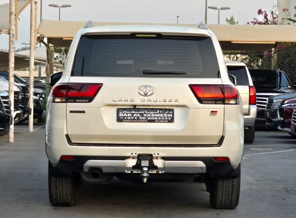 Toyota Land Cruiser GR Model : 2022  Specs : GCC for sale on HiQuota