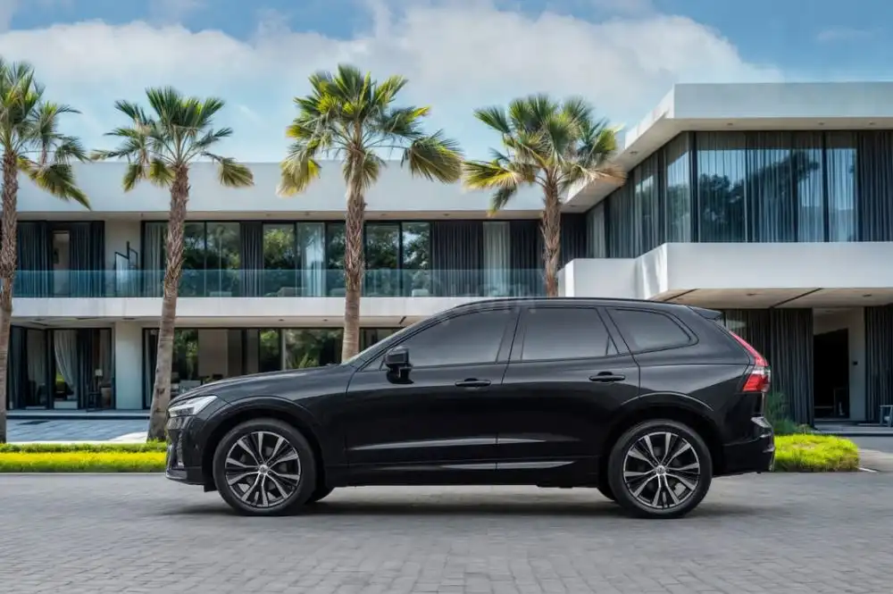 Volvo XC60 B5 Ultimate Dark | 2023 for sale on HiQuota