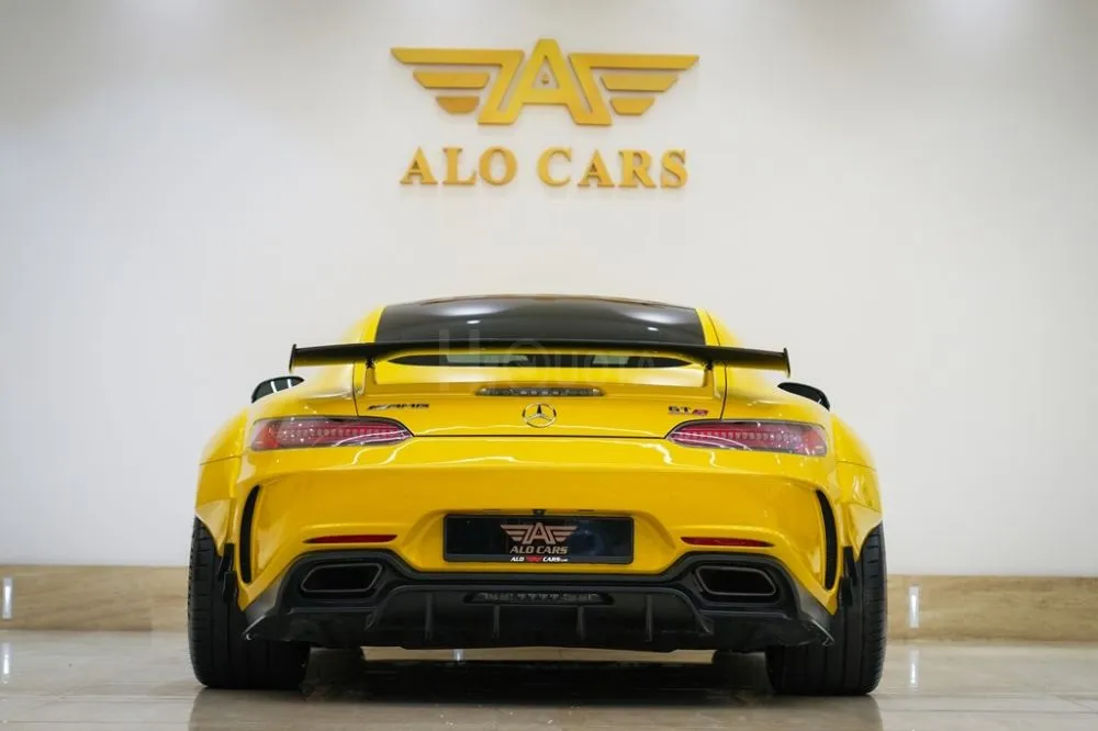 MERCEDES BENZ AMG GT-R  2017 Specs  GCC for sale on HiQuota