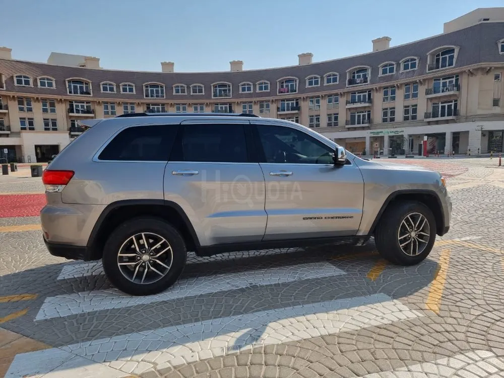 Jeep limited imported car first owner 2017 model full option for sale on HiQuota