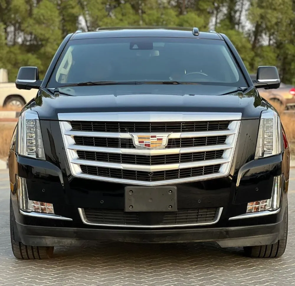 CADILLAC ESCALADE PREMIUM V8 6.2L - 2018 - GCC SPECS