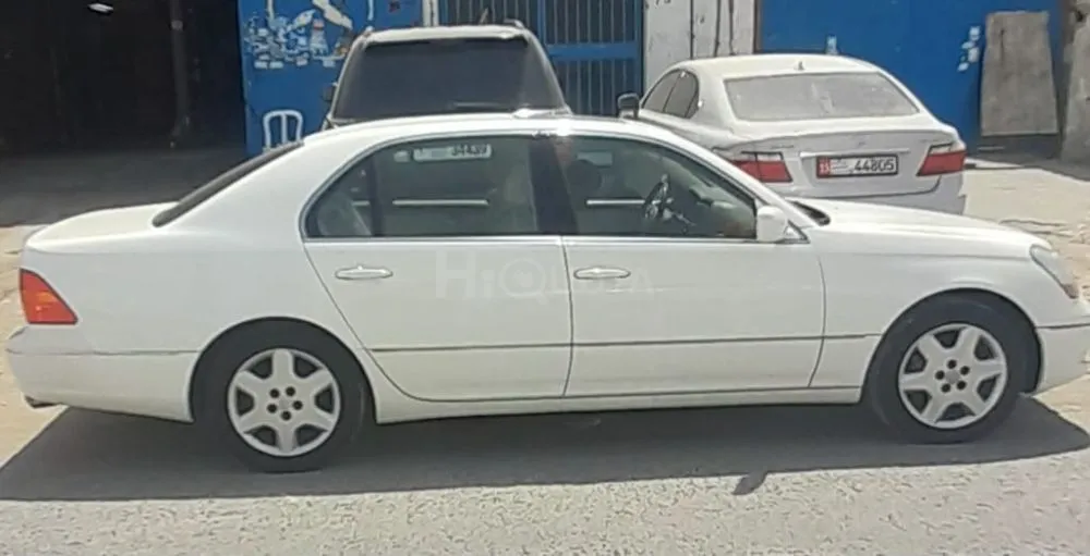 Luxes 430 2003 for sale on HiQuota