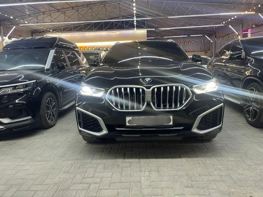 Bmw x6 x drive 40i model 2021 gcc for sale on HiQuota