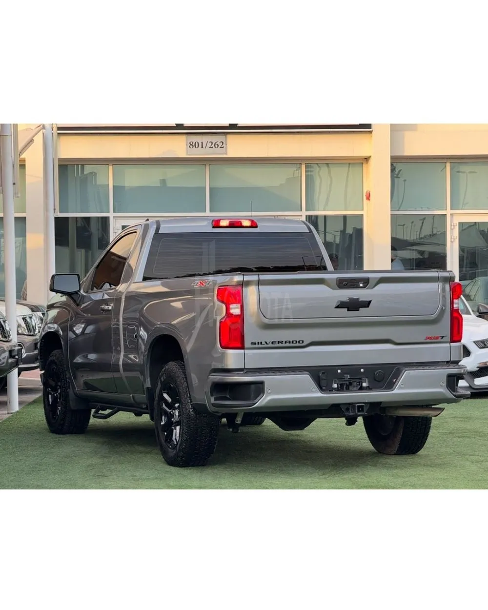CHEVROLET SILVERADO RST GCC 2023 Full service history (under warranty) Zero accidents Full option