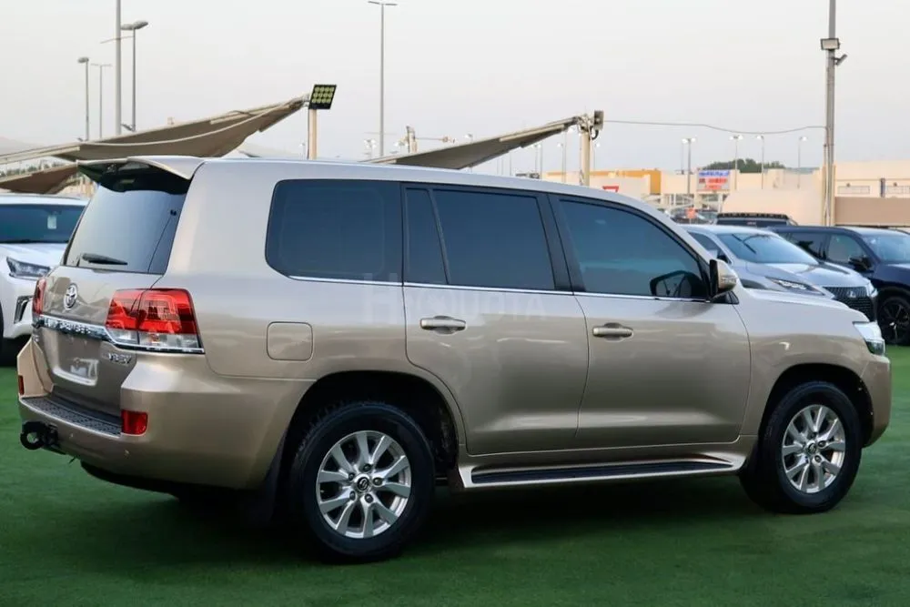 TOYOTA LAND CRUISER 2018 EXR 5.7 for sale on HiQuota