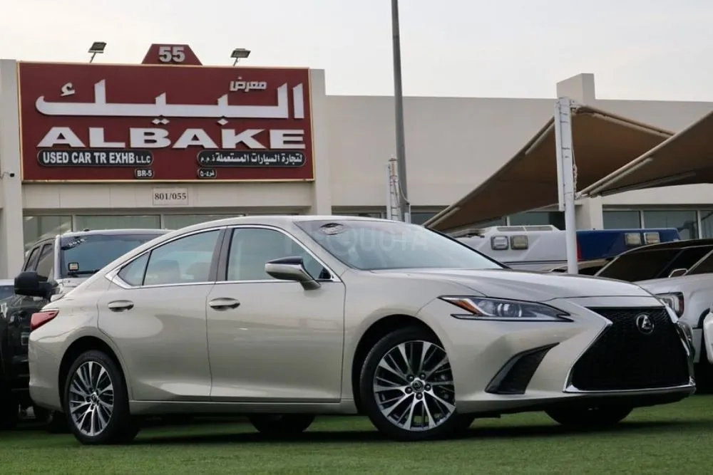 LEXUS ES250 2021 for sale on HiQuota