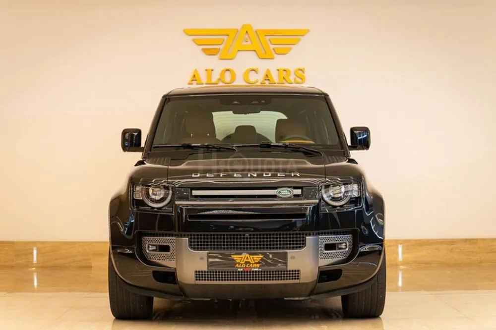 LAND ROVER DEFENDER 110 P525 V8 / 5 YEARS WARRANTY FROM AL TAYER / GCC SPECIFICATION Year:- 2023 for sale on HiQuota