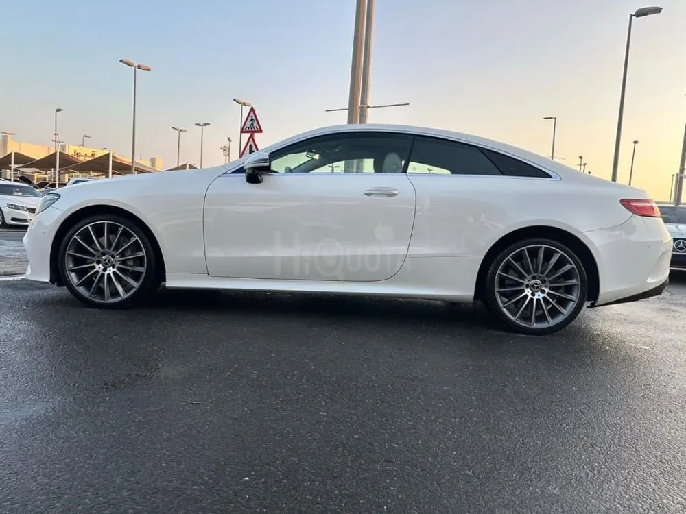 Mercedes E400 2017  Model: 2017  Specifications: Gulf for sale on HiQuota