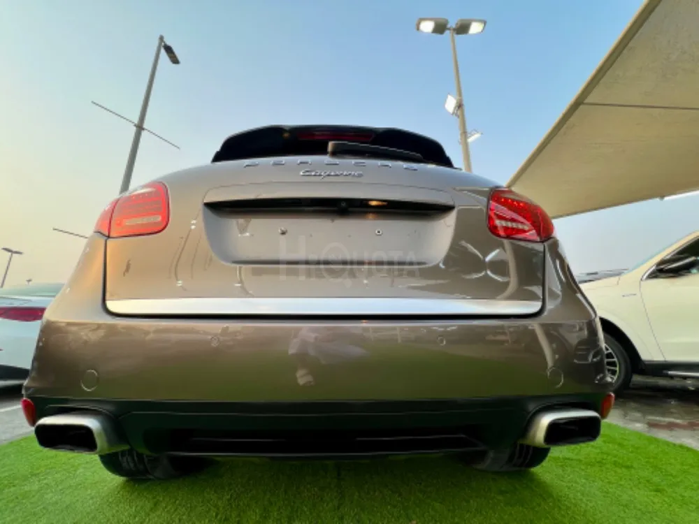 PORCH CAYENNE 2013 G.C.C PERFECT CONDITION for sale on HiQuota