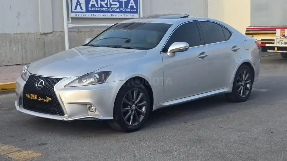 Lexus IS250 2012 model in excellent condition