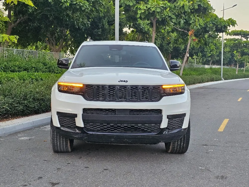 JEEP GRAND CHEROKEE 7 SEATER PILOT 2021 BLACK EDITION for sale on HiQuota