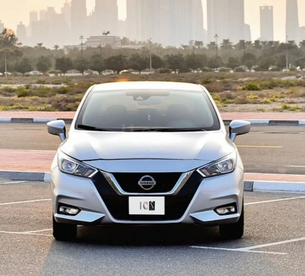 NISSAN VERSA Year 2019 Color SILVER Interior BLACK for sale on HiQuota