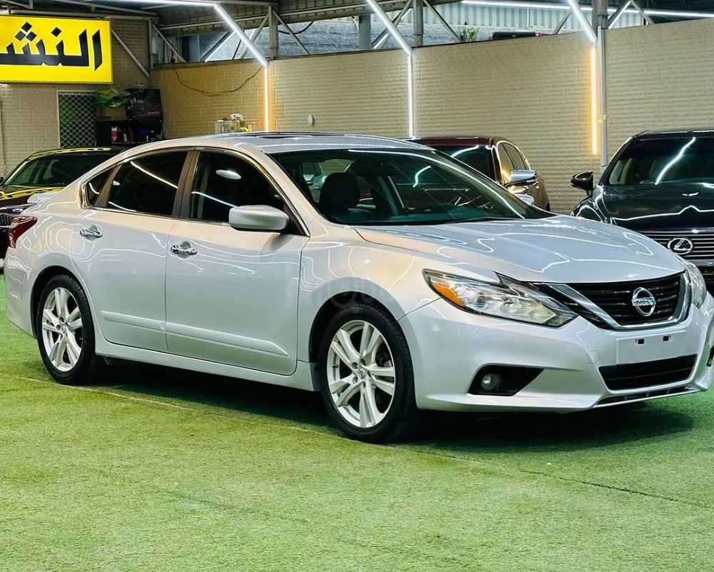 Nissan Altima SL 2018 model, American specifications for sale on HiQuota