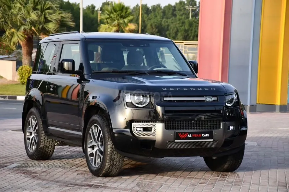 Land Rover Defender X Dynamic P400 V6 90 | GCC 5 years warranty for sale on HiQuota
