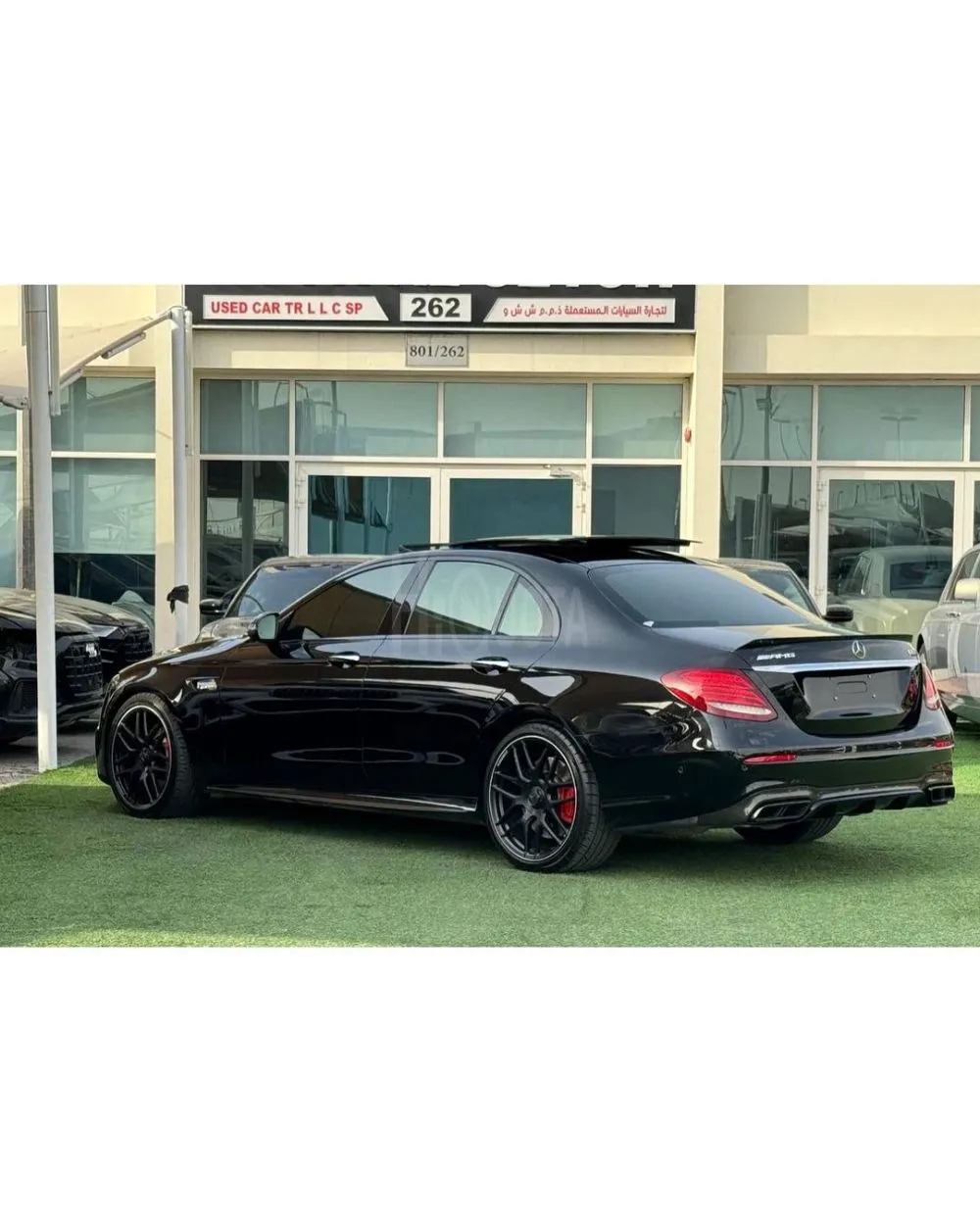 MERCEDES BENZ AMG E63s 2018 Full option carbon fiber Original paint zero accidents