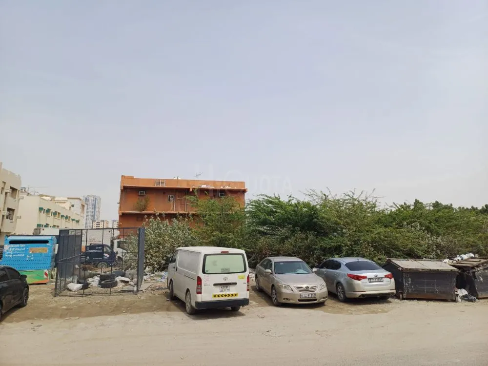 للبيع في الشارقة ارض  صناعية ( منطقة  النهدة )